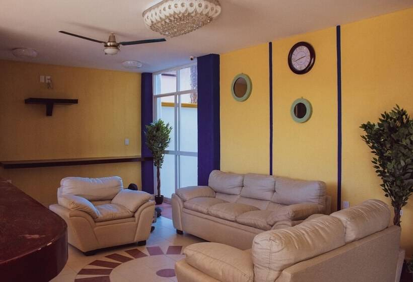 Отель De La Peña Inn