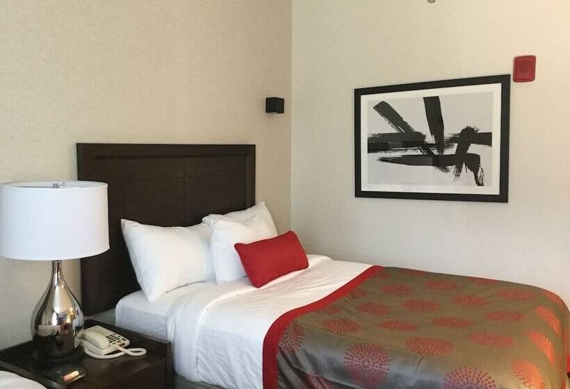 Hotel Ramada By Wyndham Bronx Terminal