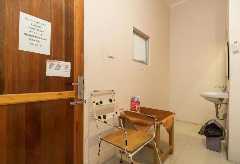 Szálloda Reddoorz At Fella Homestay Medan