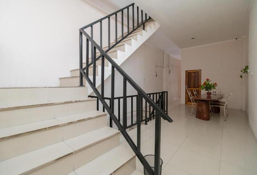 Szálloda Reddoorz At Fella Homestay Medan