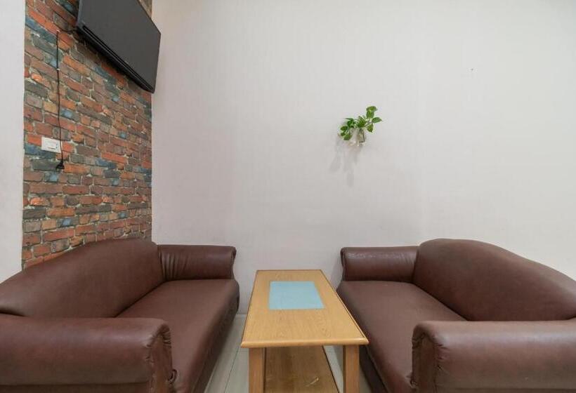 Szálloda Reddoorz At Fella Homestay Medan