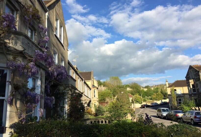 Apple Tree Boutique B&b