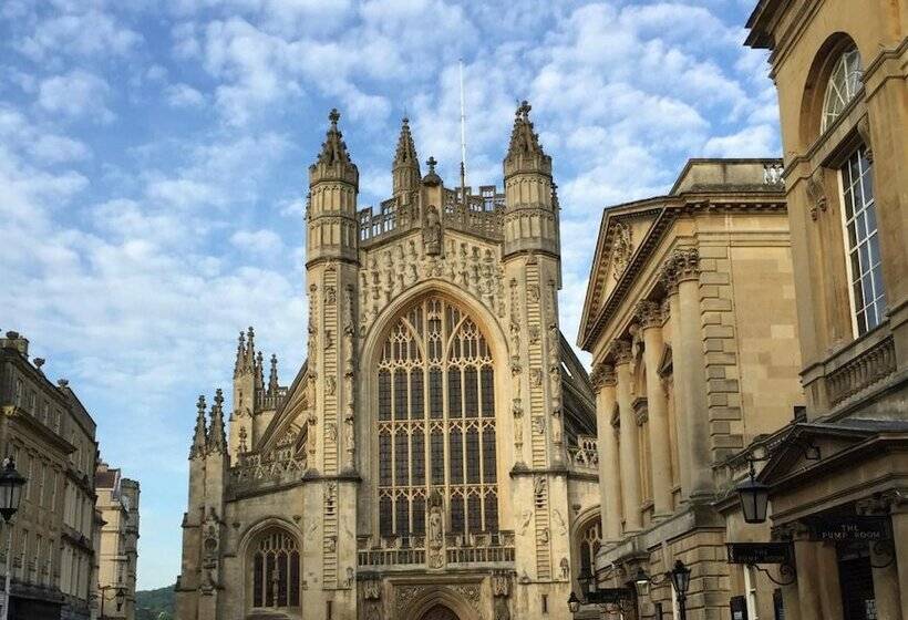 Apple Tree Boutique B&b