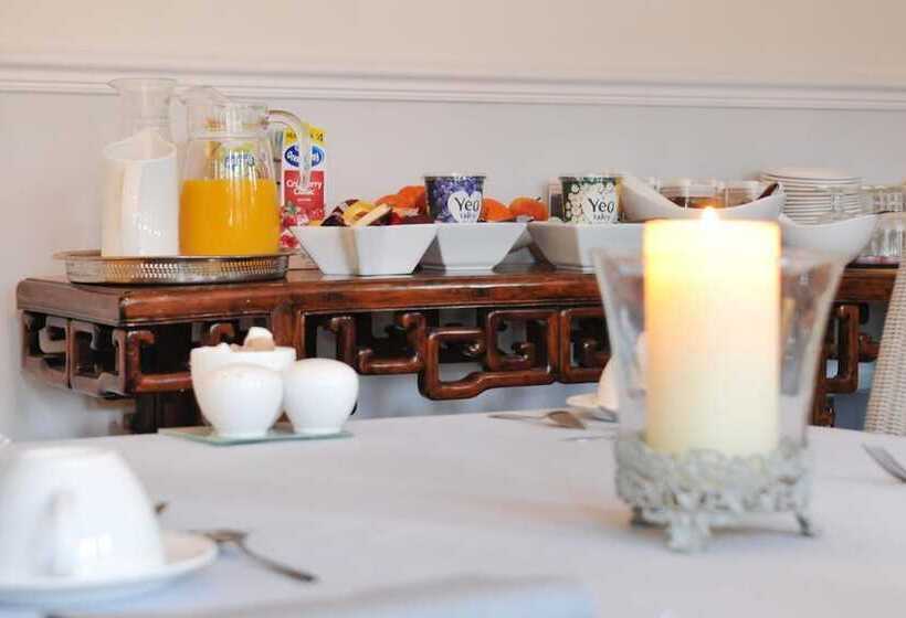 Apple Tree Boutique B&b