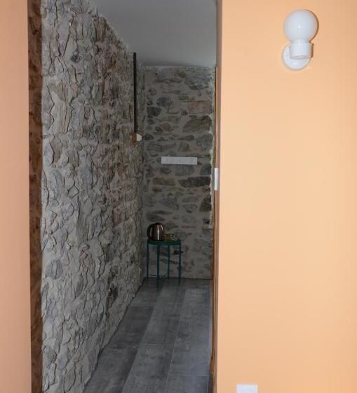 ベッドアンドブレックファースト Nostra Demora