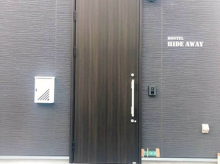 Hostel Hideaway