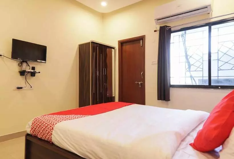 ホテル Oyo 18305 Trance Hospitality Services