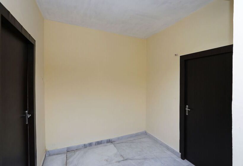 Hôtel Oyo 19685 Sterling Inn