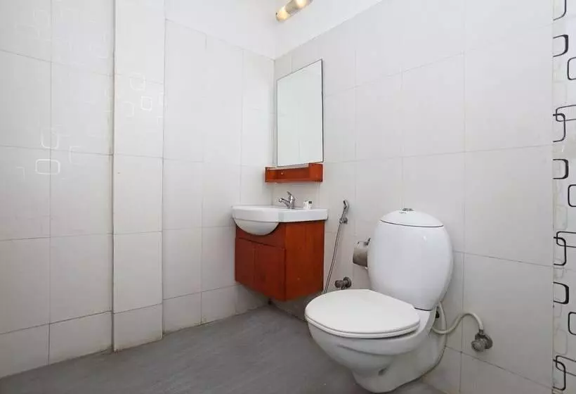 Hotelli Oyo 23202 Cute Orange Service Apartments