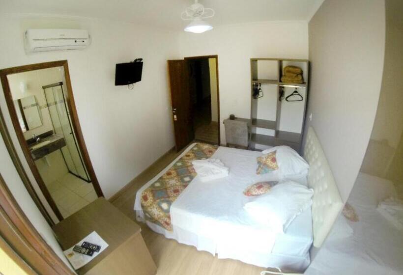 Hotel Vitoria Marchi