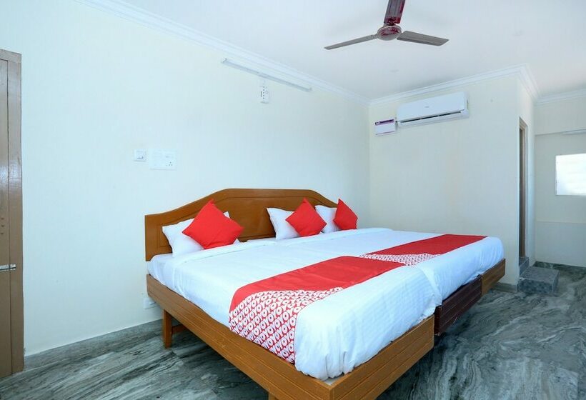 Oyo 17423 Hotel Vishnu Ram