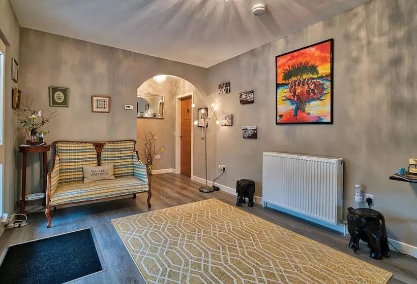Heartseed House Bed & Breakfast