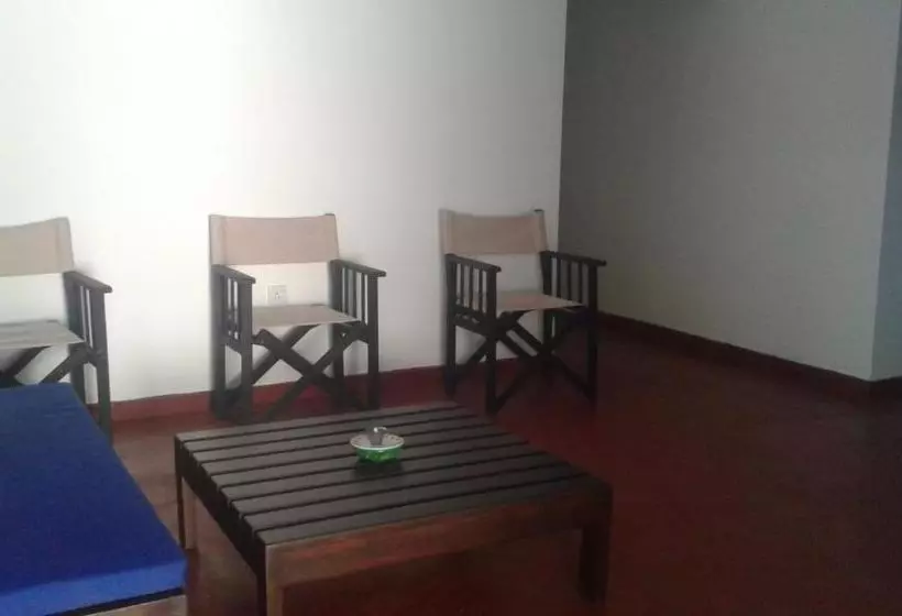 هتل Brothers Villa Mirissa