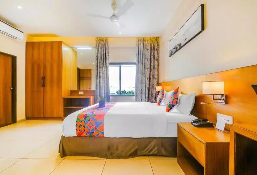 ホテル Fab Ajinkya Residency