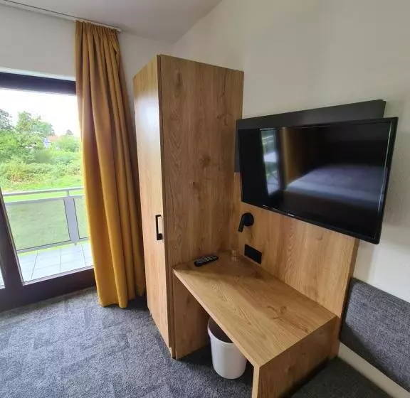 Hotelli Gästehaus Weber