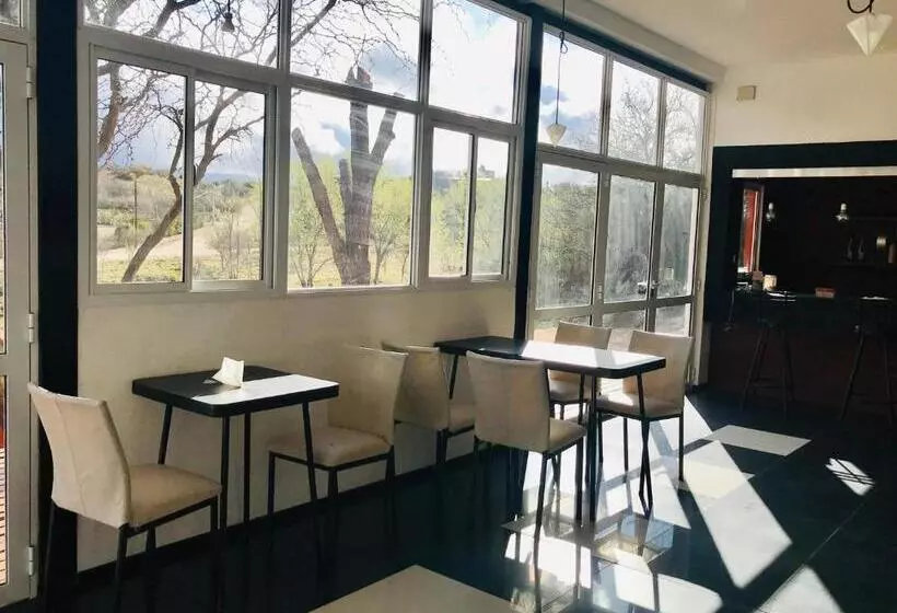 Aamiaismajoitus (B&B) Alondra Boutique