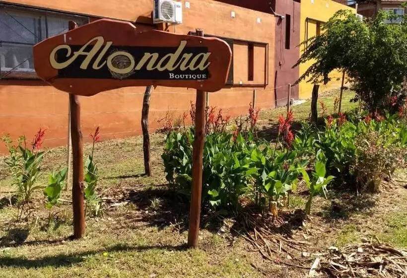 Aamiaismajoitus (B&B) Alondra Boutique