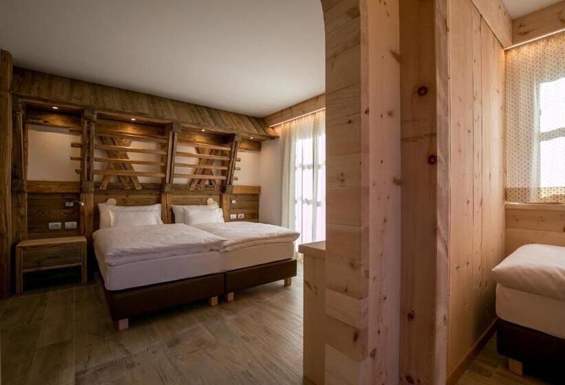 Отель Agriturismo Malga Piè