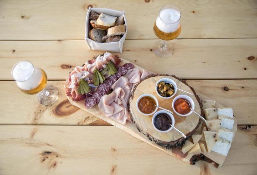 Отель Agriturismo Malga Piè