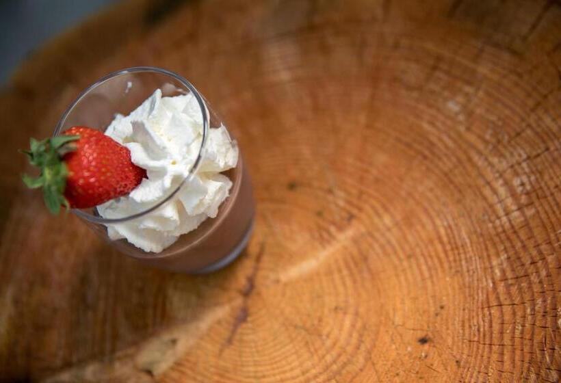 Отель Agriturismo Malga Piè