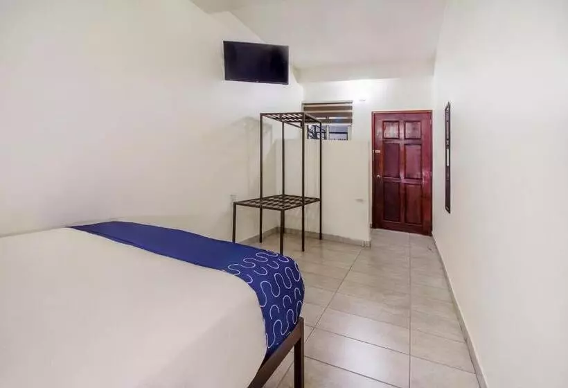 Hotelli Capital O Plaza Galindo