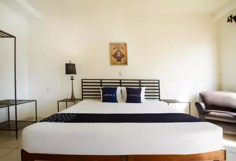 Hotelli Capital O Plaza Galindo