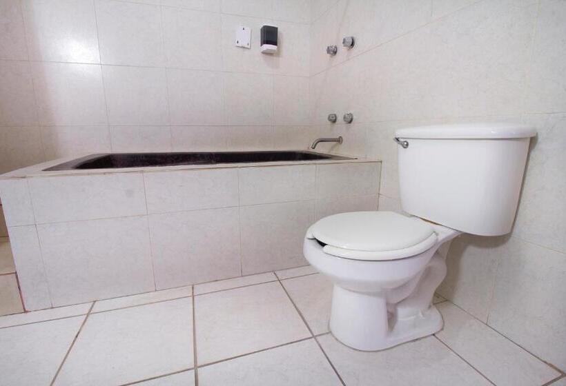 Szálloda Capital O Plaza Galindo