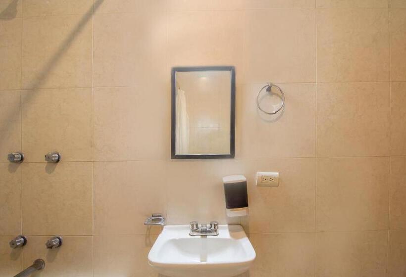 Szálloda Capital O Plaza Galindo