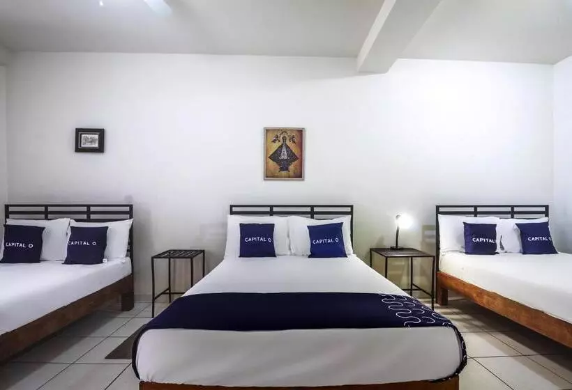 Hotelli Capital O Plaza Galindo