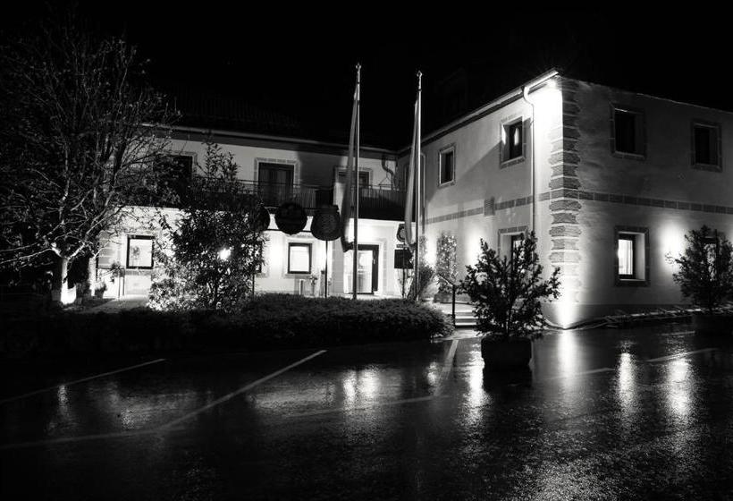 Отель Schlosstaverne Thannhausen