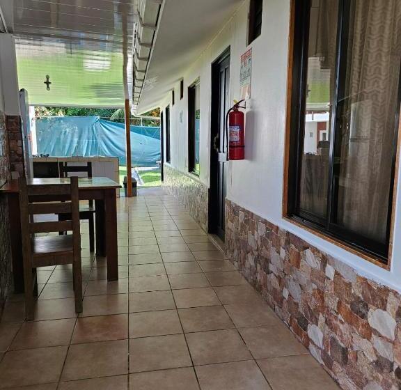 Отель Vive Uvita