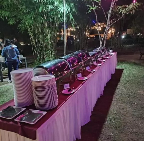 ペンション Dbambookamp Desa Wisata Ekang