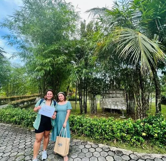 ペンション Dbambookamp Desa Wisata Ekang