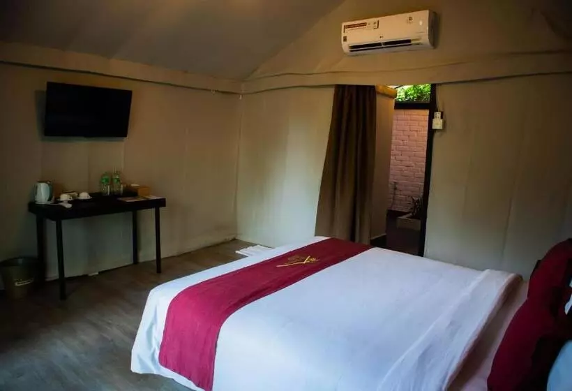 ペンション Dbambookamp Desa Wisata Ekang