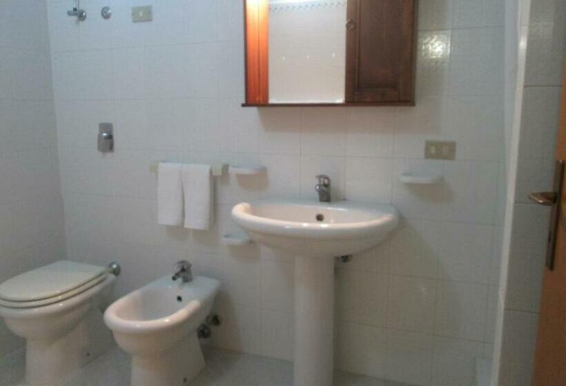 Residence Punta Sottile Lampedusa 150 Mt Dalla Spiaggia Cala Francese