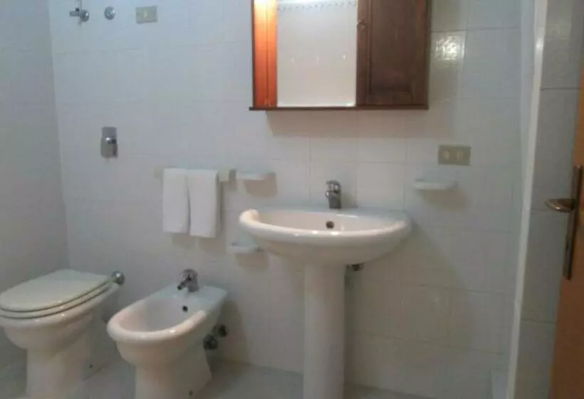 Residence Punta Sottile Lampedusa 150 Mt Dalla Spiaggia Cala Francese