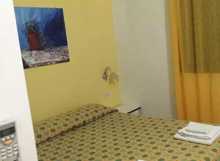 Residence Punta Sottile Lampedusa 150 Mt Dalla Spiaggia Cala Francese