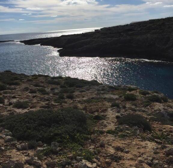 Residence Punta Sottile Lampedusa 150 Mt Dalla Spiaggia Cala Francese