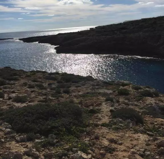 Residence Punta Sottile Lampedusa 150 Mt Dalla Spiaggia Cala Francese