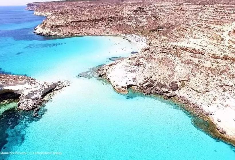 Residence Punta Sottile Lampedusa 150 Mt Dalla Spiaggia Cala Francese