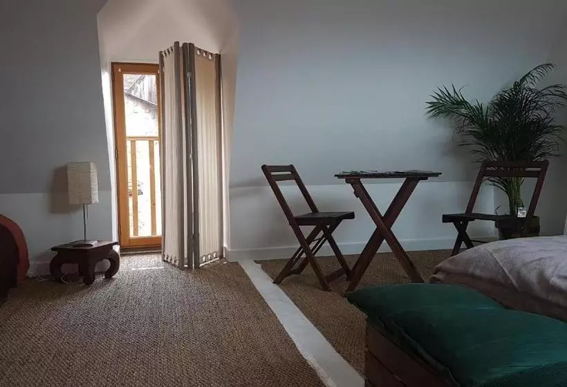 Aamiaismajoitus (B&B) Le Cottage Belmontais, Maison Individuelle, Vue Panoramique Sur La Rivière