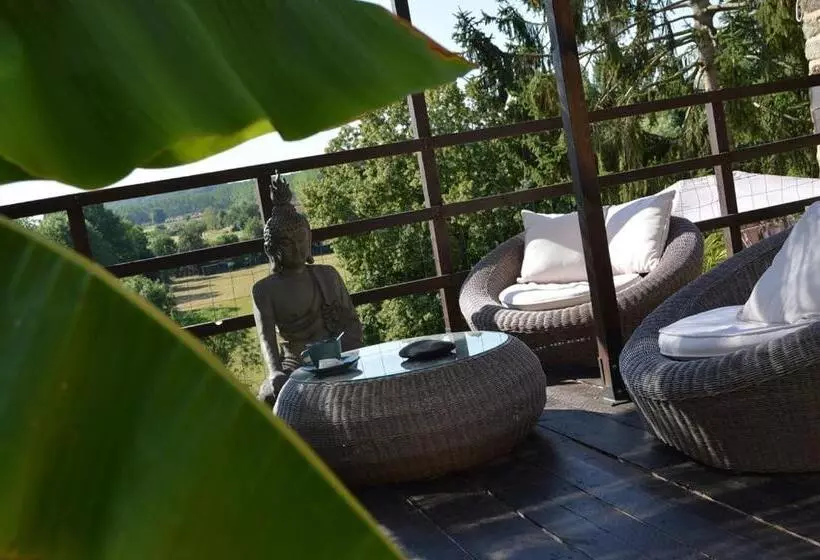 Aamiaismajoitus (B&B) Le Cottage Belmontais, Maison Individuelle, Vue Panoramique Sur La Rivière