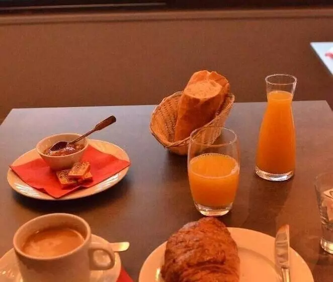 Hotelli Hôtel Au Fil De L Eau