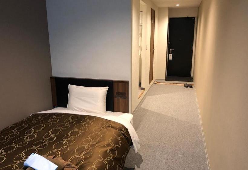 فندق Naniwanomiya