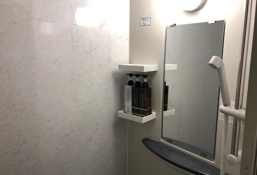 فندق Naniwanomiya