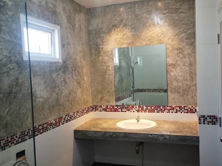 酒店 Suwannaphum Trang Resort