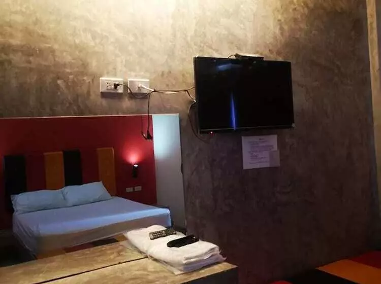 هتل Suwannaphum Trang Resort