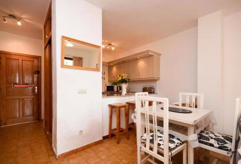 Mare Verde 68   Two Bed