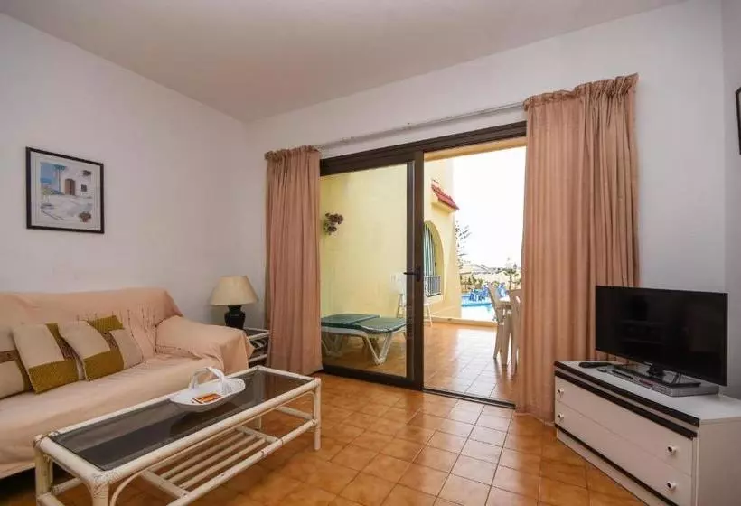 Mare Verde 68   Two Bed