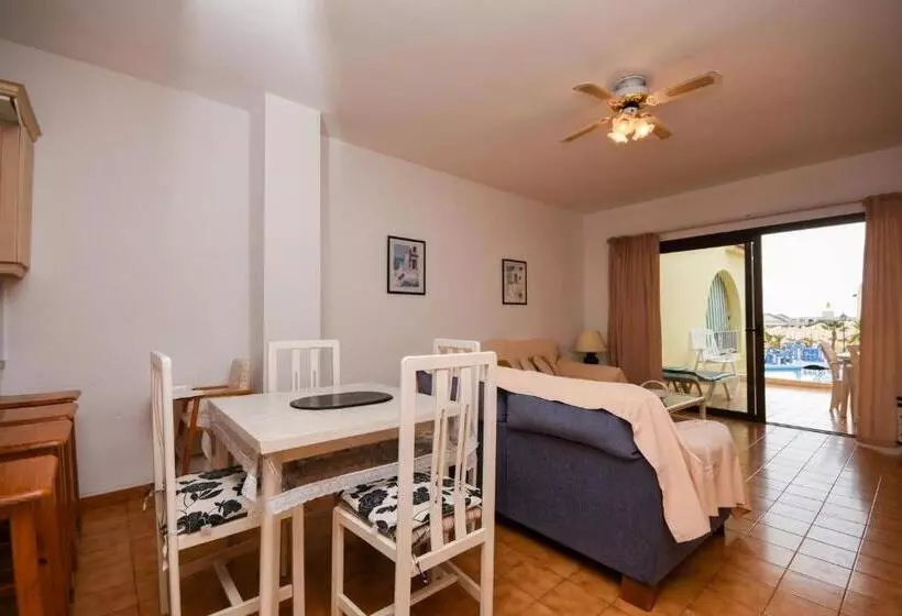 Mare Verde 68   Two Bed